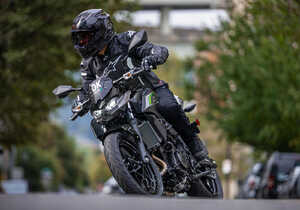 OK Mobility adds large-displacement motorbikes to its rental offer in partnership with Mundimoto