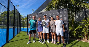 Othman Ktiri une deporte y solidaridad en el torneo de pádel The Open Palma