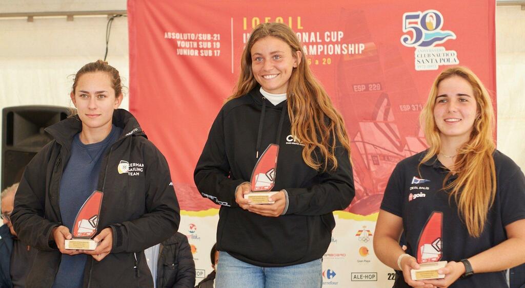 Andrea Torres is U-21 Elite Windsurfing Spanish Champion